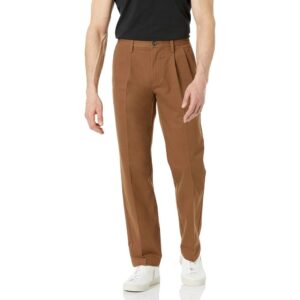 Men's Classic-Fit Pleated Chino Pant